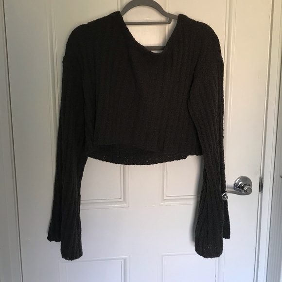 Cropped Sweater - Picture 2 of 4